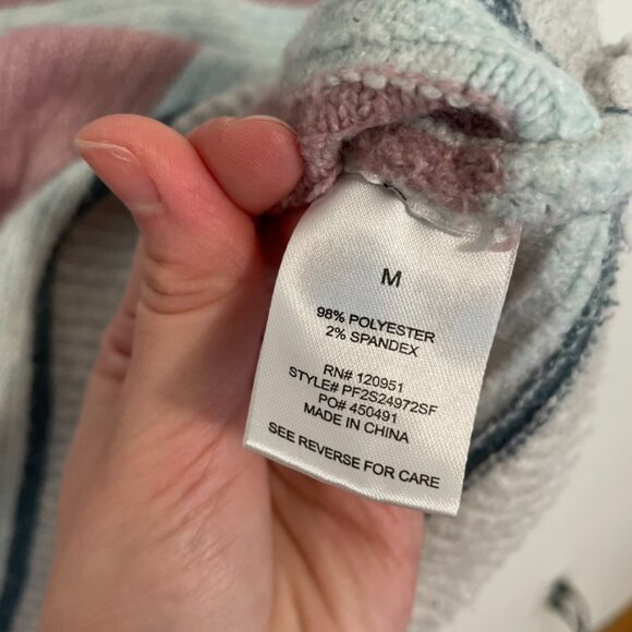 PINQUE STITCH FIX STITCHFIX Gray Mauve Pink Blue Striped Cropped Crop Sweater M - Picture 9 of 15